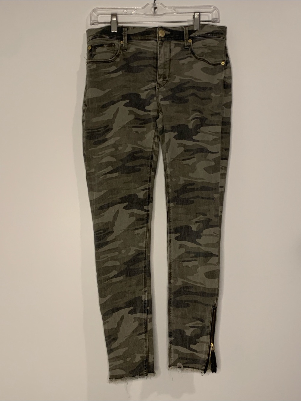 Express Camo Zip Front Skinny Jeans with Zippered Legs Sz 4